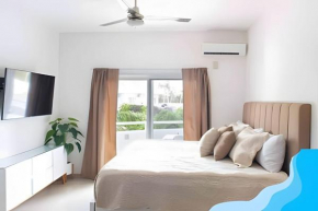 Minimalist Studio with Pool and FREE Scooter